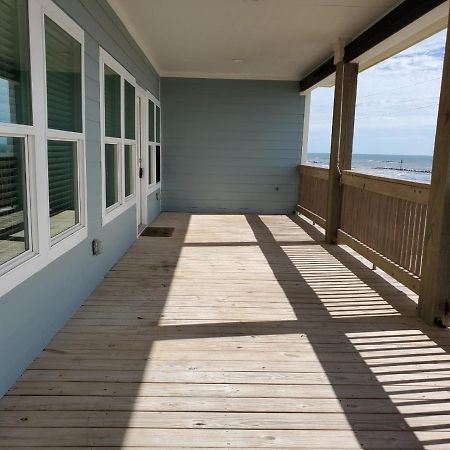 Oceanfront Home Near Hollybeach Cameron Exterior photo